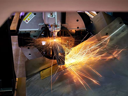 New trend in the pipe cutting machine industry - surge in demand for IT equipment and new energy