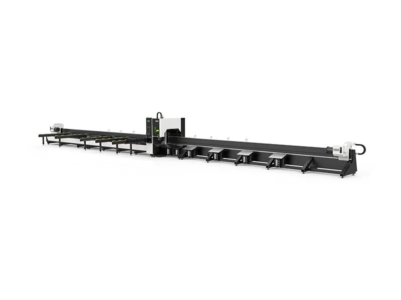 Side-mounted pipe cutting machine